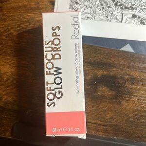 Rodial soft focus glow drops